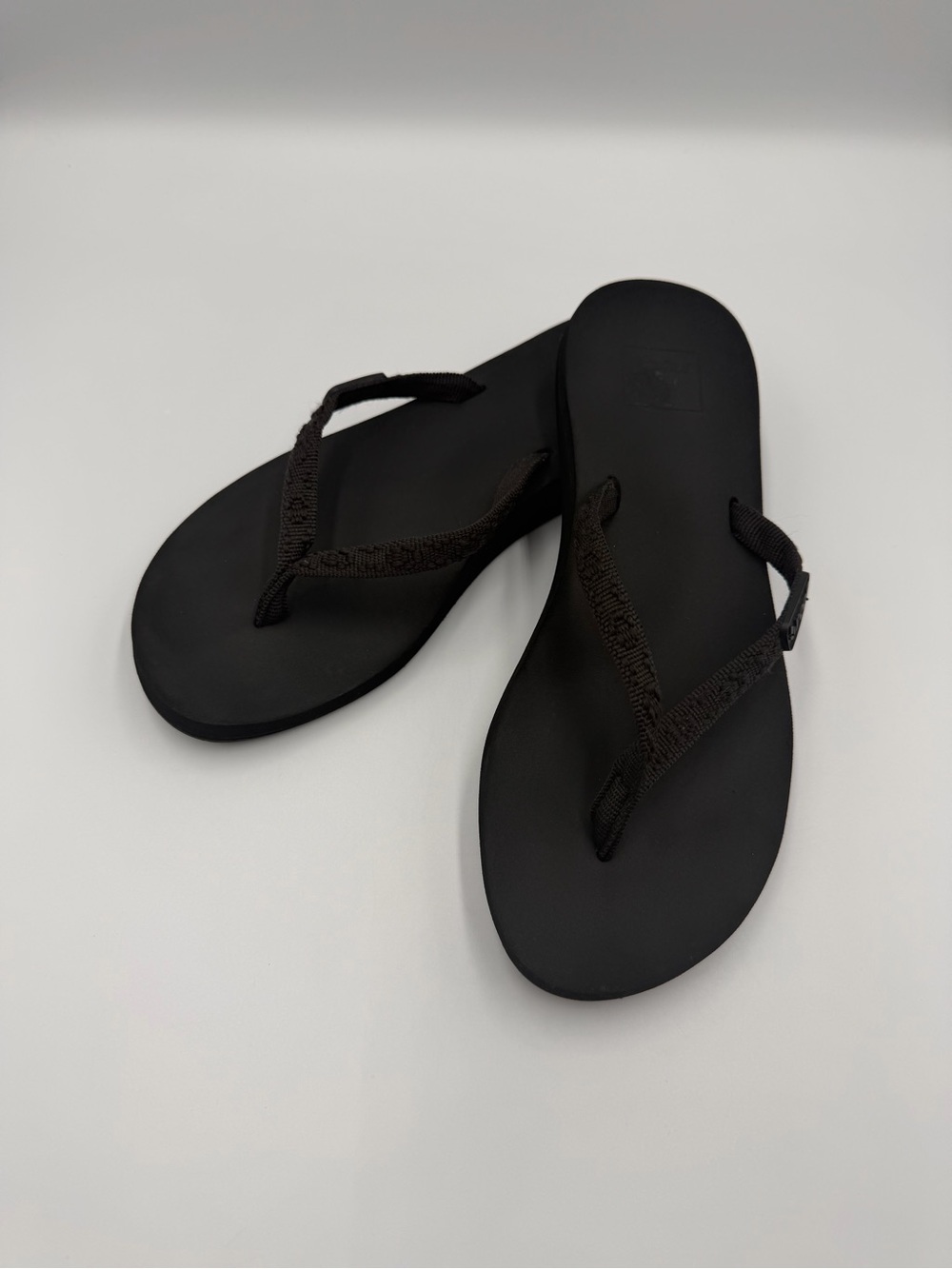 Reef Ginger Flip Flops Women’s 8 Black Beach Sandals